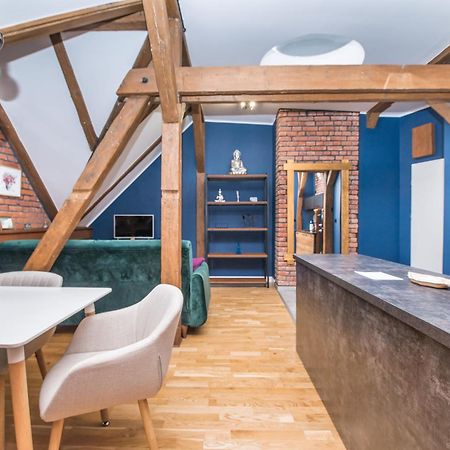 Uroczy Apartament Гливице Екстериор снимка