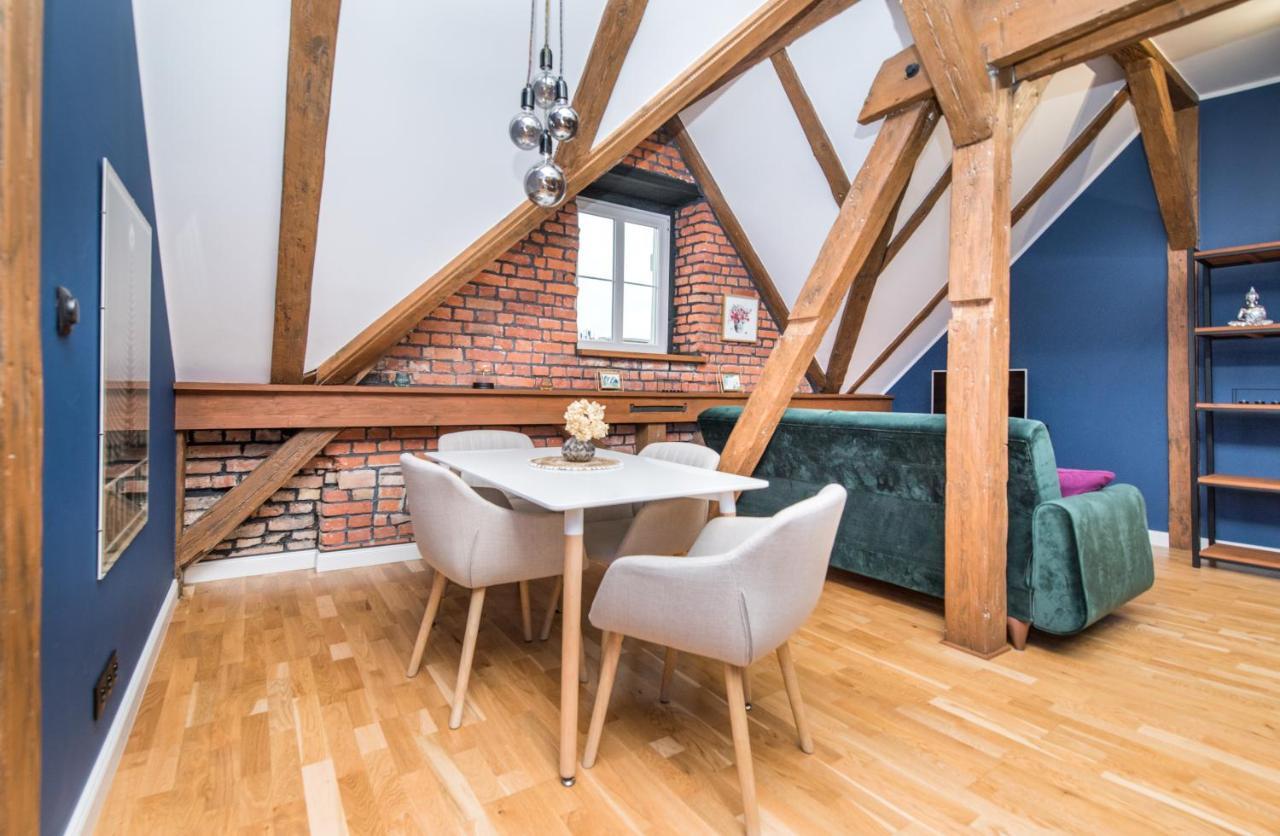 Uroczy Apartament Гливице Екстериор снимка