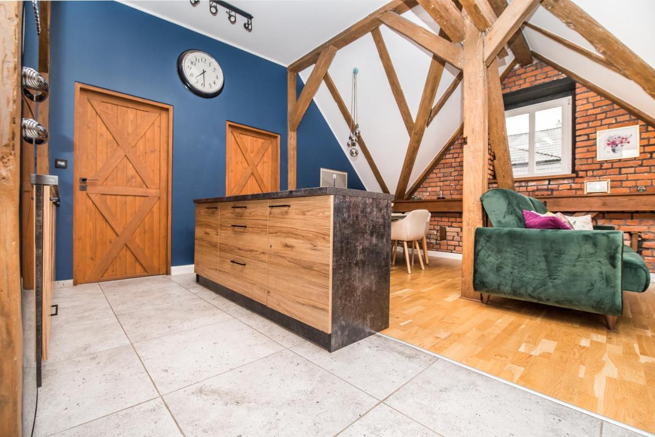 Uroczy Apartament Гливице Екстериор снимка